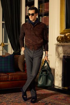 Ralph Lauren Fall 2024 Menswear Fashion Show | Vogue Ralph Lauren Men Outfits, Vest Outfits Men, Ralph Lauren Purple Label Men, British Style Men, 2024 Menswear, Ralph Lauren Fall, Preppy Mens Fashion