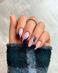 35+ Elegant & Classy Winter Nails I'm Obsessing Over! Navy Prom Nails, Navy And Silver Nails, Basic Baddie Nails, Blue Christmas Nails, Blue And Silver Nails, Silver Nail Designs, Royal Blue Nails, Swirl Nails, Festive Nail Designs