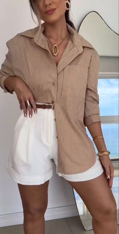 fall outfit casual outfit #trendy #cute #shirts #amazonbuys Elegante Casual, Looks Chic, Summer Fashion Outfits, Mode Inspiration, Elegant Outfit, Spring Summer Outfits, Outfits Casuales, Look Fashion, Classy Outfits