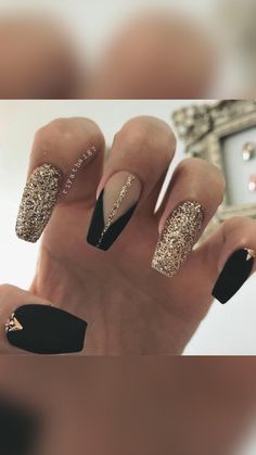 Black And Gold Acrylic Nails, Gold Acrylic Nails, Nails Manicure, Black And Gold, Acrylic Nails, Manicure, Nails, Gold, Beauty