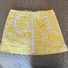 Never Worn, Without Tags, Lilly Pulitzer Skort In Yellow And White Print. Fits Tts, Size 00. Textured Material Yellow Cotton Skirt For Day Out, Yellow Skirt With Pockets For Spring, Lilly Pulitzer, Yellow White, Color White, Womens Skirt, Tags, Yellow, Women Shopping