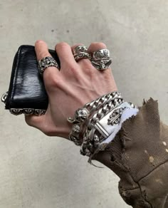 Olivia Rodrigo Conan Gray, Chrome Hearts Jewelry, Grunge Jewelry, Looking For Alaska, Nikki Sixx, Dope Jewelry, Funky Jewelry, Jewelry Lookbook, Conan Gray