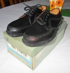 Vintage 1950's Boys Black Leather Oxford SHOES Tie Oxfords ~ Size 8.5E ~ Rockabilly Swing Easter by VMaleDetroitVintage on Etsy Shoes Tie, Black Leather Oxfords, Leather Oxford Shoes, Vintage Kids, Tie Shoes