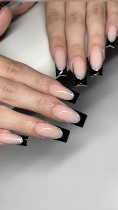 Nail Ideas Hoco Black, Black Side French Nails, Black French Tip Nails With Sparkle, Black French Tip With Glitter Line, Black French Tip Silver Line, Cute Nail Black, Nails For Ibiza, Black French Tip Nails With Silver Line, Black French Tip Nails With Silver