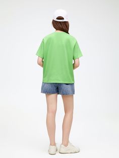 Details: Youthful and vibrant green tinted tee with a touch of nature.Fitted short fitEmbroidered design on the chestIt is cool and suitable for spring and summer wear. Materials & Care: Cotton: 63.3%; Polyester: 20.6%; Lycra: 16.1% Hand wash | Dry clean Do not bleach Size & Fit: Model is 5'7", Bust 32, Waist 24, Hips 35, wearing a size S Item #: LN1TE22 Green Casual T-shirt For Spring, Casual Green Tops For Summer, Lime Green Cotton Tops For Summer, Light Green Short Sleeve Cotton Top, Light Green Cotton Short Sleeve Top, Casual Lime Green Cotton Top, Light Green Short Sleeve Tops For Spring, Casual Lime Green Summer Tops, Casual Lime Green Tops For Summer