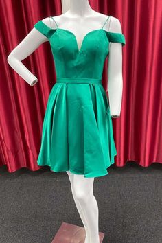 Modsele green short homecoming dress features sweetheart neckline, cold-shoulder sleeves and A-line gathered skirt.
Product Details:

SKU:PD2765
Polyester material
Short length
Size: US 0- 16. Check our Size Chart to get your correct size. 
Recommend custom size for plus size.
Free custom size service is available. Email your exact measurements once order is placed. 
Fully lined & Built with bra
Time: 10-15 business days. 

Feel free to contact our customer service: contact@modsele.com if you have any questions. Fitted Green Off-shoulder Dress For Party, Green Homecoming Mini Dress, Green Mini Dress For Homecoming, Green Mini Length Homecoming Dress, Green Mini Length Prom Dress, Green A-line Mini Dress For Prom Season, Green A-line Mini Dress For Prom, Green Mini Dress For Prom Season, Green Off-shoulder Prom Dress