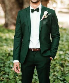 Mens Wedding Suits, Suit Green, Green Tuxedo, Groom Wedding Attire, Emerald Green Weddings, Wedding Suits Groom, Stylish Suit