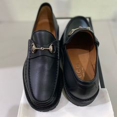 Gucci Mens Laredo Calfskin Mens Horsebit Loafers 8.5d Black. This Is An Authentic Pair Of Gucci Calfskin Mens Laredo Horsebit Loafers Size 8.5d In Black. These Chic Loafers Are Crafted Of Smooth Calfskin Leather In Black. They Feature A Silver Horsebit Embellishment, A Rounded Toe, And A 1.50 Wedge Heel. These Have A Unique Look For The Right Occasion, From Gucci. Condition Is Brand New! Comes With Box And Shoe Sleeve. Serial Number: 016343 8.5d Original Price: $920.00 Plus Tax. Leather Business Shoes With Horsebit Detail, Business Leather Shoes With Horsebit Detail, Leather Horsebit Business Shoes, Business Loafers With Horsebit Detail And Round Toe, Leather Shoes With Horsebit Detail And Round Toe, Leather Horsebit Shoes For Business, Classic Leather Shoes With Horsebit Detail, Gucci Round Toe Dress Shoes For Work, Gucci Dress Shoes With Round Toe For Work