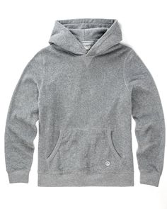 An Outerknown signature since the beginning! As soft as your favorite towel, made from our unique blend of organic cotton and recycled polyester that delivers an extraordinarily plush feel unlike any other. Our favorite hoodie has been updated with dorito detail, double-layer hood, and set-in sleeves.This hoodie is designed to wrap you in endless comfort and effortless style from the moment you throw it on.A brushed interior puts the feel-good icing on the cake.Cozy hood and a roomy kangaroo poc Ok Logo, Hoodies Men Pullover, Sustainable Clothing Brands, Sustainable Clothing, Mens Sweatshirts, Effortless Style, Pullover Hoodie, Organic Cotton, Lounge Wear