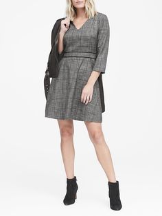 product A-line V-neck Dress For Fall Workwear, Fall Fit And Flare Mini Dress With V-neck, Fit And Flare V-neck Mini Dress For Fall, Work Dresses, Hair Clothes, Luxury Dress, Banana Republic Dress, Womens Plaid, Fit Flare Dress