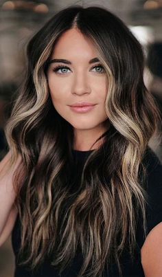 Smoky High Contrast Hair, Face Framing Blonde On Dark Hair, Dark Hair For Blue Eyes, Brown Hair Trends 2023, Smokey High Contrast Hair, Brunette Hair Color Ideas For Summer Dark, Summer Hair Color For Brunettes 2023, 2023 Brown Hair Trends, Breakup Hair Change