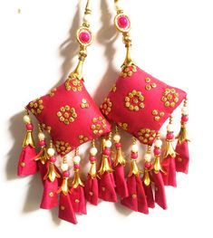 Latkan For Lehenga Indian Handmade Latkans For Lehanga ,Blouse purse hangings, home décor, Craft Sewing, Indian, sari, jhumer, tassel 1 Pair    Libas Fashion latkan  Beautiful Pair of Latkans & Brooch Accessory For You Decorative Products. In Indian These Latkans Are Normally Used as The Accessory For Lengha & Sari Blouse On The Back, But These Can Be Used in Many Other Ways to Metal & Pearl scan be used at an door. Rajasthan is a State in India for these kind of Art works Ethnic, Casual and Party Wear Designs Lahenga party latkan beauty ,colors & fabrics Created with high quality material using Allo Luxury 22k Gold Chandbalis With Latkans, Lengha Latkan Design, Women's Blouse Piece With Latkans For Traditional Ceremonies, Luxury Latkans Jewelry Sets For Diwali, Cheap Gold Necklaces With Latkans, Cheap Gold Chandbalis With Latkans, Luxury Festive Latkans Jewelry, Elegant Cheap Chandbalis With Latkans, Luxury Chandbalis With Latkans For Women