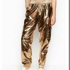 Victoria’s Secret Sport Cargo Pants Gold Metallic Large Nwt Victoria's Secret Loungewear Pants For Spring, Victoria's Secret Spring Loungewear Pants, Spring Loungewear Pants By Victoria's Secret, Gold Bottoms With Pockets For Fall, Victoria's Secret High Waist Loungewear Bottoms, Trendy Fitted Victoria's Secret Bottoms, Trendy Fitted Bottoms By Victoria's Secret, Victoria's Secret Casual Long Pants, Casual Fitted Gold Pants