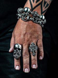 Skull Beard, Bold Statement Jewelry, Big Beards, Exotic Jewelry, Tarnish Remover, Biker Rings, Skull Carving, Big Rings, Bespoke Jewellery