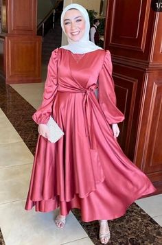 Hijab Soiree Outfit, Dress Hijab Soiree, Soiree Outfits, Hijab Soiree, Optical Illusion Dress, Soiree Outfit, Dresses Hijab, Fashion Dresses Formal