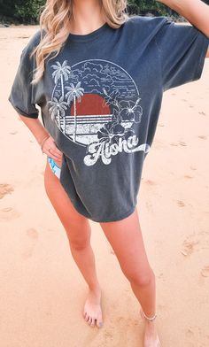 Aloha Tee, Hawaii Graphic Tee, Aloha Hawaii T-shirt, Boho Tee, Vintage Inspired Cotton T-shirt, Unisex Tee, Comfort Colors Tee - Etsy Oversized Vsco Crew Neck T-shirt, Hawaiian Cotton Tops With Screen Print, Hawaiian Style Top With Sublimation Print And Relaxed Fit, Graphic Print Crew Neck T-shirt For Beach Season, Relaxed Fit Hawaiian Cotton T-shirt, Crew Neck T-shirt With Sublimation Print For Beach Season, Hawaiian Cotton Shirt With Crew Neck, Black Graphic Tee For Vacation, Cotton Hawaiian Shirt With Crew Neck