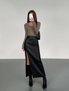 DETAILS
Composition: 100% Polyurethane
Design: Split
Style: Casual, Elegant
Thickness: Regular
Sheer: No
Material: Faux Leather
Occasion: Leisure, Vacation High Waist Dresses, Heading Fonts, Leather Midi Skirt, Grid Style, High Waist Dress, Long Midi Dress, Outerwear Outfit, Black Midi Skirt, Green Coat