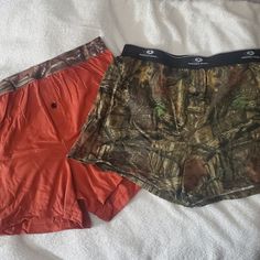 New In Pack Never Taken Out Of Packaging. These Are Size Small Waist 28-30 Mens Or Youth Boys. These Are Camo And A Solid Rust Color. They Are Both Knit And Very Soft. The Rust Color Has A Camo Elastic Comfortable Waist Band, The Camo Pair Has Solid Black Waist Band. See All Photos For Better Description. Listing Vintage And New Items Daily, Bundle And Save Offers Welcome, Shipping Discount Applied! Multi-pack Short Boxer Briefs For Loungewear, Multi-pack Short Boxer Briefs, Multi-pack Boxer Briefs For Loungewear, Mossy Oak, Rust Color, Small Waist, Waist Band, Solid Black, New Items