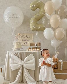 наш личный Pinterest 🤍 White And Cream Birthday Theme, Baby First Birthday Cake, Birthday Baby Girl, Baby Birthday Decorations, Baby Birthday Themes, Baby Birthday Cakes, Bday Girl