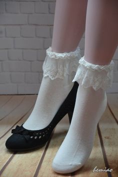 Women lace socks, Lace Ankle Socks,white lace socks,wedding socks,short boot socks, ladies hosiery l Fitted White Socks With Lace Trim, Elegant Fitted Lace Socks, Elegant White Lace Trim Stockings, Quince Heels, White Lace Socks, Lace Ankle Socks, Socks Lace, Over The Knee Boot Outfit, Frilly Socks