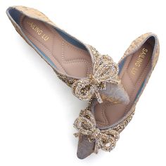 PRICES MAY VARY. ✅[ELEGANT DESIGN]: Beautiful bowknot and rhinestone embellishments on pointed toe add a touch of sophistication and charm. ✅[COMFORTABLE FIT]: Crafted with comfort in mind,these ballet flats feature a flexible sole and a soft footbed that provide all-day comfort.Whether you're running errands or attending a special event,you can rely on these flats to keep your feet feeling comfortable and supported. ✅[QUALITY CRAFTSMANSHIP]: Made from high-quality materials,these dress shoes ar Cute Ballet Flats, Formal Flat Shoes Women, Women’s Flats, Flat Dress Shoes For Women, Brocade Shoes, Cute Flat Shoes, Dressy Flats Shoes, Statement Flats, Shoes With Bows