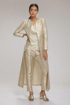 Shop for Chhaya Mehrotra Cream Brocade Jacket And Pant Set for Women Online at Aza Fashions Brocade Jackets Women Indian, Brocade Jackets Women, Western Outfits For Wedding, Brocade Top, Brocade Jacket, Knee Length Jacket, Banarasi Brocade, Paithani Saree, Upcycle Ideas