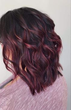 Haircolour Ideas, Burgundy Hairstyles, Nice Haircuts, Balayage Ideas, Hair Glam, Red Ombre Hair, Balayage Bob, Short Ombre Hair, Wine Hair