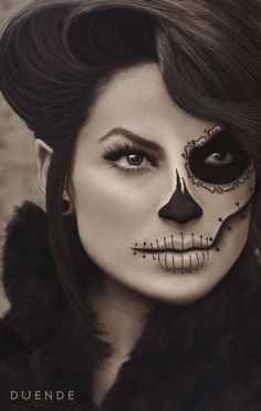 Day of the Dead Makeup by micheal , via Behance Horror Smink, Fete Emo, Cool Halloween Makeup, Cruella Deville