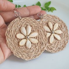 Beautiful jute rope earring perfect for summer. Light and fresh beach look. All of my jewellery is hand made with a combination of materials, typically being resin,metal, fabrics, yarns and seed or flowers. My aim is for my pieces to be unique, easy to wear but striking. Please keep in mind that each piece is hand made and there for might slightly differ from each other. Every piece is carefully made with love.  Details: Earrings made of jute Thread ,Pumpkin seeds, Glue , 925 sterling silver Siz Handmade Bohemian Flower Earrings For Vacation, Bohemian Flower Earrings For Summer Vacation, Bohemian Summer Flower Earrings For Vacation, Handmade Drop Earrings For The Beach, Handmade Beige Earrings For Beach, Handmade Natural Earrings With Nature-inspired Style, Handmade Natural Nature-inspired Earrings, Handmade Beige Jewelry For Beach, Handmade Beige Jewelry For The Beach