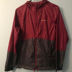 Columbia Flash Forward Windbreaker Rain Jacket. Size Small, Never Worn, Omni-Shield. Last Picture Shows Model In A Different Color. Color Is A Dark Red/Purple On Top, Navy/Gray On Bottom. Really Love Just Don’t Need Anymore Rain Jackets. Purple Outdoor Windbreaker With Pockets, Purple Long Sleeve Windbreaker For Fall, Casual Purple Nylon Outerwear, Casual Purple Outerwear For Outdoor Activities, Fall Purple Nylon Windbreaker, Purple Nylon Outerwear For Outdoor, Fall Hiking Purple Outerwear, Purple Long Sleeve Outerwear For Outdoor, Casual Purple Outerwear For Hiking