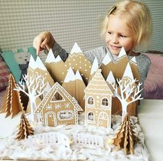 Snowy Village, Paper Houses, Noel Christmas, Christmas Decor Ideas, Christmas Crafts For Kids, Christmas Gingerbread, Winter Crafts, Christmas Activities