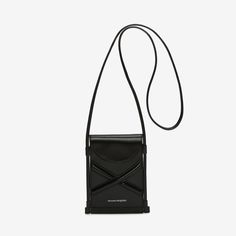 Brand new with tags Authentic Alexander McQueen cognac black The Curve phone bag Alexander McQueen plays with volume with the introduction of the micro The Curve crossbody bag. The leather accessory boasts strap detailing heavily influenced by the brand's use of harnesses. Composition Leather 100% Height7.5 in Strap21.7 in Width5.5 in Smoke and pet free home Please ask all questions before bidding. Thank you Please check out my store for more designer items to save on shipping International bidders please note customs import fee may apply and is buyer's responsibility Sales are final. For exceptions please contact me, I will try my best to help. 15% restocking fee for returns Leather Accessory, High Frequency, We Wear, Phone Bag, Leather Accessories, Kate Spade Crossbody, Calf Leather, Alexander Mcqueen, Bags Handbags