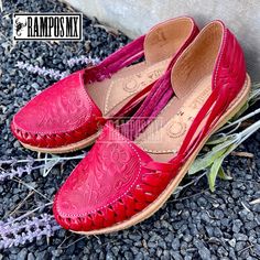 RamposMX @ramposmx #ramposmx ORDER HERE link : www.ramposmx.com @ramposmx Womens Mexican Handmade Leather Huaraches Sandals Sandalias Piel Mujer Mexicano Sahuayo Mexico Cerrado Shoe TROQUES MEDIUM Wide Rojos / red https://www.instagram.com/ramposmx/ #HuarachesMexicanos #sandalia #WomenHuaraches #piel #sandal #ArtesaniaMexicana #artisanal #SandalMexico #leather #huaraches #MexicanSandals #HuaracheMujer Red Closed Toe Leather Huarache Sandals, Red Leather Closed Toe Huarache Sandals, Red Leather Huaraches With Round Toe, Red Closed Toe Huarache Sandals For Beach, Casual Red Open Toe Huarache Sandals, Red Slip-on Huarache Sandals For Summer, Casual Red Slip-on Huarache Sandals, Red Leather Huaraches For Summer, Sandals Mexican