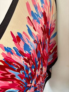 Vintage silk scarf Length 87 cm Width 87 cm Vintage Silk Scarf, Vintage Silk, Silk Scarf, The Netherlands, Color Splash, Scarf Wrap, Netherlands, Scarf Accessory, Display Homes