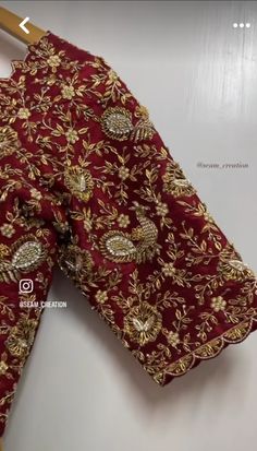 Green Bridal Blouse Designs Heavy Work, Maroon Blouse Designs Bridal, Pelli Blouse, Red Blouse Design, Wedding Blouses, Magam Work Designs, Magam Work, Golden Blouse