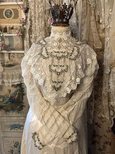 Exquisite Champagne Silk and Lace Gown, C1895 of a Three Piece Gown, Victorian Silk and Lace Ballgown - Etsy Elegant Wedding Dress With Intricate Design, Elegant Fitted Gown With Intricate Design, Elegant Fitted Dress With Intricate Design, Elegant Gown With Intricate Embroidery For Debutante Ball, Regency Style Ball Gown For Vintage Events, Regency Style White Victorian Dress For Debutante Ball, White Regency Victorian Dress For Debutante Ball, White Vintage Victorian Ball Gown, White Regency Style Victorian Dress For Debutante Ball