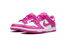 Shop Nike Dunk Low GS "Active Fuchsia" at Stadium Goods, the world's premier marketplace for authentic sneakers and streetwear. Fast shipping, easy returns. Nike Rosa, Nike Blazer Outfit, Jordan Rose, Nike X Travis Scott, Dr Shoes, Preppy Shoes, Dunks Nike, Cute Nike Shoes, Nike Dunk High