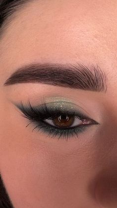 Green Eyed Makeup Looks, Cute Eyeshadow Looks For Brown Eyes, Green Ball Makeup, Simple Dark Green Makeup Looks, Green Kajal Eye Makeup, Cool Prom Makeup, Makeup Looks Sage Green, Green Lengha Makeup Look, Green Look Makeup