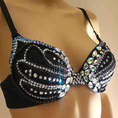 This Gorgeous Top Can Be Worn With Anything Under A Blazer Or Wear It Alon. This Top Fits Size Small And Extra Small. The Straps Are Also Removable Which Becomes A Strapless Top. Carnival Dancer Costume, Rave Bra Diy, Decorated Bras, Carnival Dancers, Crystal Bra, Rave Tops, Black Velvet Top, Diy Bra, Rhinestone Bra