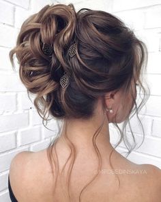 Bridal Updos For Long Hair Elegant, Formal Up Do, Nice Updo Hairstyles, Up Do Hairstyles For Prom, Up Hairstyles For Prom, Hairstyle Updo, Messy Hair Updo, Bride Updo, Elegant Updos