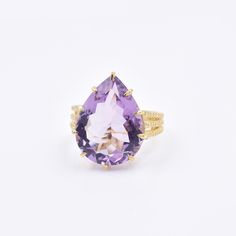 Add some sparkles to your life with this elegant ring with the beauty of natural Amethyst and Zircon ! Amethyst Gem, Purple Band, Elegant Ring, Yellow Fashion, Yellow Gold Ring, Yellow Gold Rings, Rings Statement, Gold Ring, Favorite Jewelry