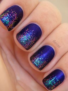 So pretty! Purple Scary, Nail Halloween, Scary Nails, Glow Halloween, Glitter Tip Nails, Mickey Nails, 19 November, Nails Yellow, November Nails