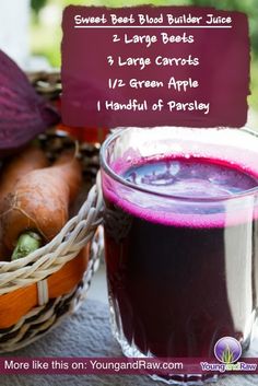 there is a glass of juice next to some fruits and vegetables on the table with text overlay that reads, sweet best budding juice 2 large benefits 1 large carrots 11 green apples