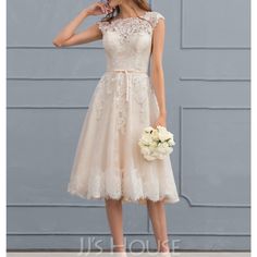 a - line / princess scoop neck knee - length tulle wedding dress