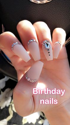 Birthday Nail Art, Birthday Nail Designs, Mauve Nails, Queen Nails, Mauve Wedding, Nails Design With Rhinestones, Nail Art Rhinestones, Birthday Nails