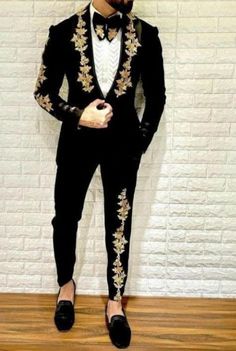 Handcrafted Black Suit With Intricate Golden Lucknowi Zari Work Ideal for Grooms and Dance Events - Etsy Prom Suits For Men, Gold Suit, Dress Suits For Men, Designer Suits For Men, Prom Suits, Fashion Suits For Men, African Men Fashion, Prom Outfits, Zari Work