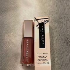 Fenty Beauty Hot Chocolate Gloss, Fenty Beauty Lip Gloss Aesthetic, Glam Makeup Bridal, Makeup Ideas Everyday, Fenty Beauty Lip Gloss, Makeup Asthetic, Bridal Makeup Natural