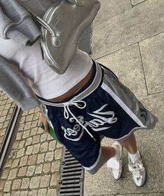 Looks Hip Hop, Adidas Hose, Hip Hop Print, Junior Pants, Y2k Harajuku, Fashion Shorts, Women Y2k, Y2k Baggy, Shorts Women