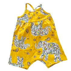 Adorable And Comfy! Pippa & Julie Brings This Yellow Jumper For Baby Girls (3-6 Months). It's Adorned With Super Cute Elephants, Delivering A Delightful Boho Style. Perfect For Playdates Or Cozy Moments, This Jumper Is A Must-Have In Any Little Fashionista's Wardrobe! Playful Printed Bubble Romper For Playtime, Yellow Casual Bubble Romper For Playtime, Casual Yellow Bubble Romper For Playtime, Casual Yellow Bubble Romper For Playwear, Cute Yellow Bubble Romper For Playwear, Playful Yellow Bubble Romper For Playwear, Cute Elephants, Yellow Jumper, Girls Jumpers