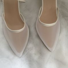 5cm , 6cm ,7cm ,8cm 9cm and 10cm heel length options Ivory or white color options These shoes will look great on you along with your wedding dress at your wedding. Everyone's eyes will be on you. White Pointed Toe Sandals For Prom, Wedding Slingback Pumps With Heel Strap, Wedding Slingback Pumps With Padded Heel And Closed Toe, Chic Bridesmaid Wedding Shoes With Low Heel, Wedding Slingback Pumps With Padded Heel And Ankle Strap, White Low Heel Slingback Pumps For Evening, Cream Heels With Heel Strap For Events, Chic Cream Wedding Shoes For Event, Chic Cream Wedding Shoes For Events